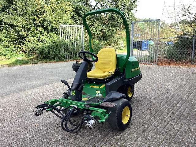 John deere 2500b grasmaaier - afbeelding 20 van  25