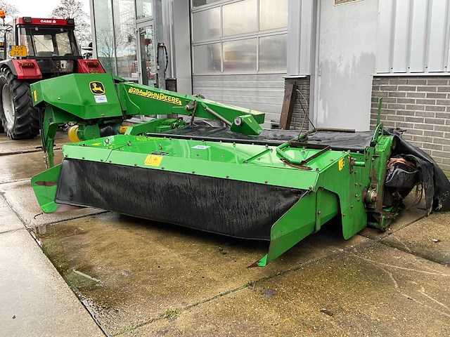 John deere 328a schijvenmaaier - afbeelding 2 van  9