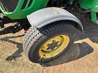 John deere 3520 e hydro smalspoor- en compacttractor - afbeelding 9 van  27