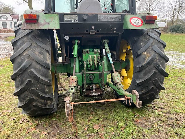 John deere 3650 vierwielaangedreven landbouwtractor - afbeelding 13 van  34