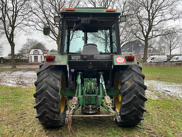 John deere 3650 vierwielaangedreven landbouwtractor - afbeelding 32 van  34