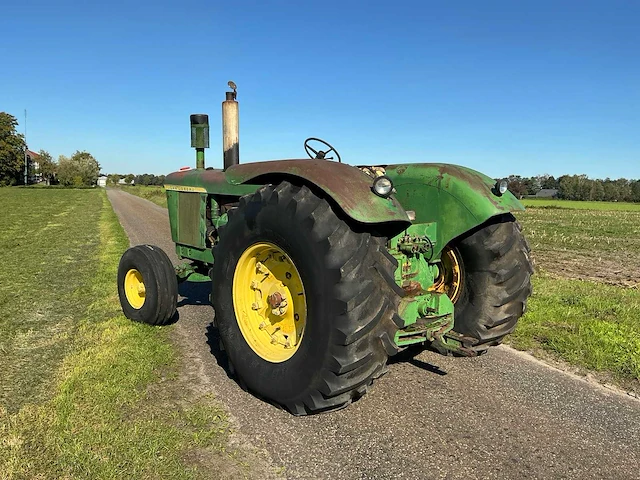 John deere 5020 oldtimer tractor - afbeelding 23 van  36