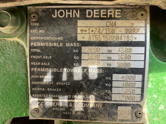John deere 5515v smalspoor- en compacttractor - afbeelding 18 van  25