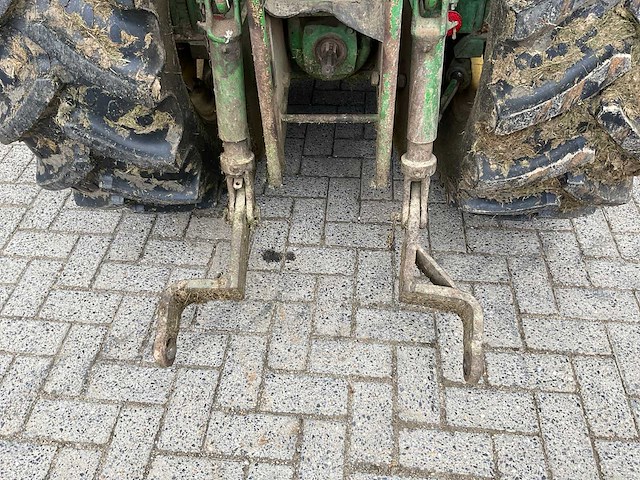 John deere 5515v smalspoor- en compacttractor - afbeelding 10 van  25