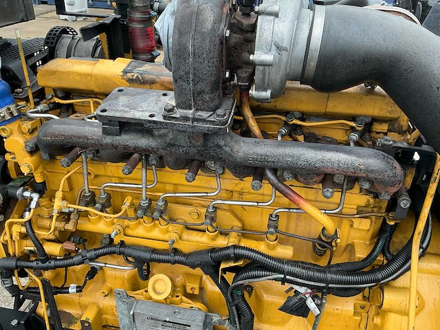 John deere 6068hfg82 6-cilinder dieselmotor met stamford alternator - afbeelding 9 van  20