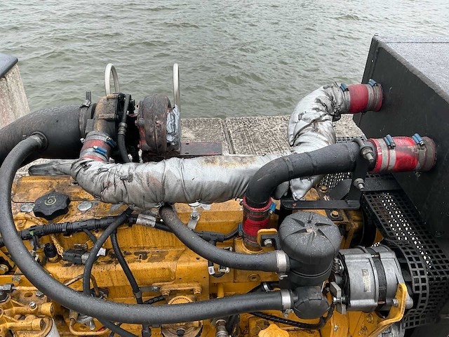 John deere 6068hfg82 6-cilinder scheepsdieselmotor met stamford generator - afbeelding 16 van  22