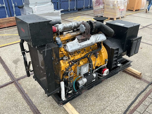 John deere 6068hfg82 6-cilinder scheepsdieselmotor met stamford generator - afbeelding 5 van  22