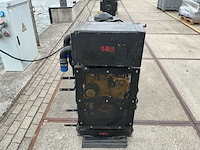 John deere 6068hfg82 6-cilinder scheepsmotor met stamford 165 kva alternator - afbeelding 19 van  23