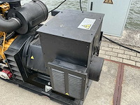 John deere 6068hfg82 6-cilinder scheepsmotor met stamford 165 kva alternator - afbeelding 18 van  23