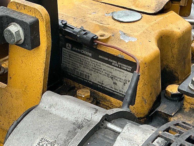 John deere 6068hfg82 6-cilinder scheepsmotor met stamford 165 kva alternator - afbeelding 9 van  23