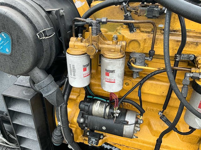 John deere 6068hfg82 6-cilinder scheepsmotor met stamford alternator - afbeelding 2 van  23