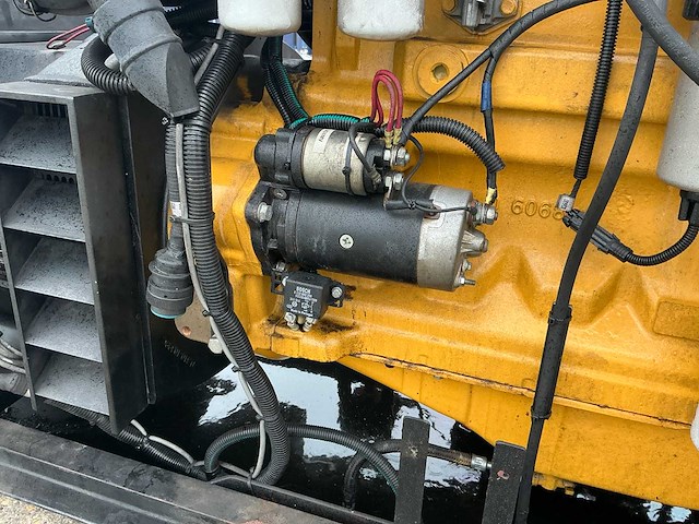 John deere 6068hfg82 6-cilinder scheepsmotor met stamford alternator - afbeelding 3 van  23