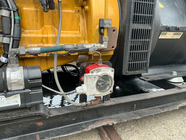 John deere 6068hfg82 6-cilinder scheepsmotor met stamford alternator - afbeelding 16 van  23