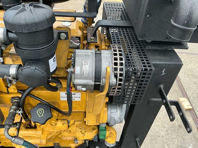 John deere 6068hfg82 6-cilinder scheepsmotor met stamford alternator - afbeelding 21 van  23