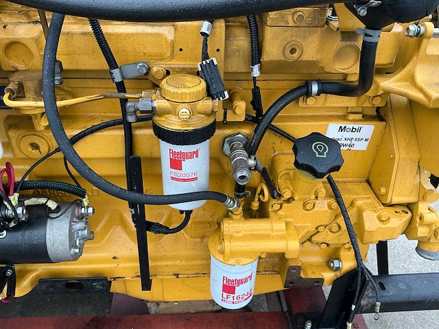 John deere 6068hfg82 6-cilinder scheepsmotor met stamford alternator - afbeelding 3 van  11