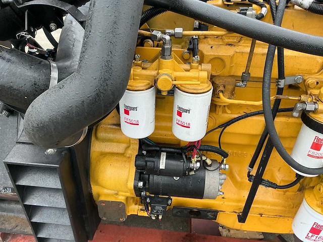 John deere 6068hfg82 6-cilinder scheepsmotor met stamford alternator - afbeelding 4 van  11