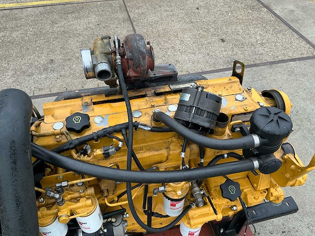 John deere 6068hfg82 6-cilinder scheepsmotor met stamford alternator - afbeelding 5 van  11