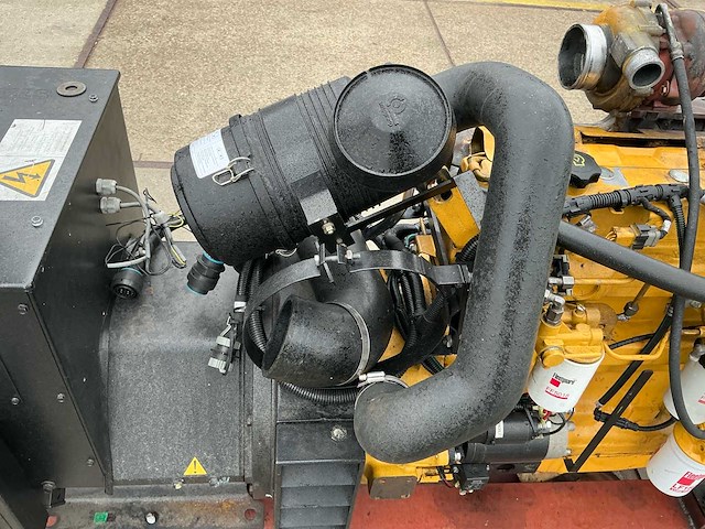 John deere 6068hfg82 6-cilinder scheepsmotor met stamford alternator - afbeelding 6 van  11