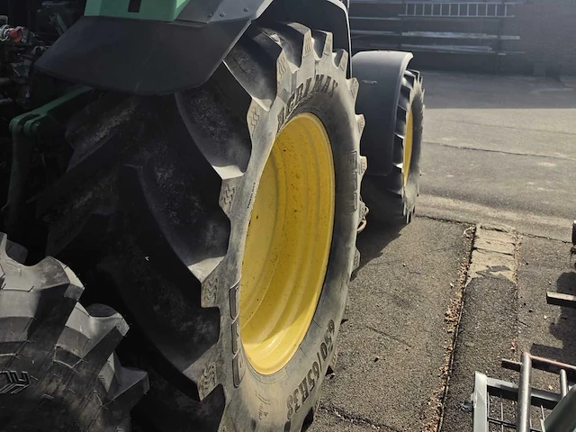 John deere 6810 powerquad 4wd landbouwtractor met fronthef en frontaftakas - afbeelding 13 van  13