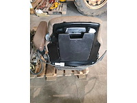 John deere 7730 tractor stoel - afbeelding 3 van  5