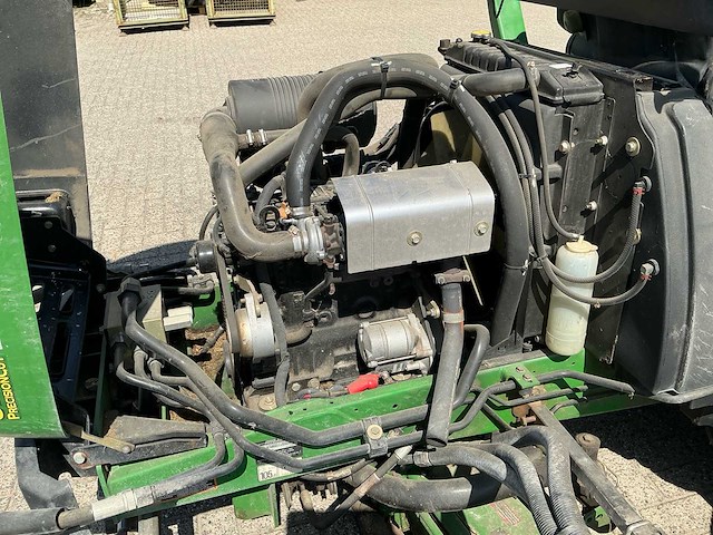 John deere 8700 grasmaaier - afbeelding 4 van  10