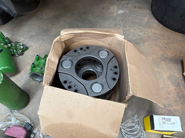 John deere & agco onderdelenpakket (r-serie, 6030/7030, 77/7810, 40/50 series) - afbeelding 40 van  86