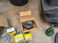 John deere & agco onderdelenpakket (r-serie, 6030/7030, 77/7810, 40/50 series) - afbeelding 27 van  79