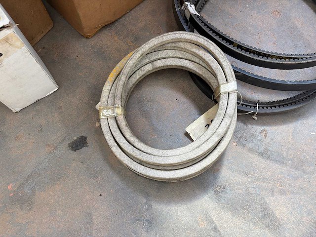 John deere & agco onderdelenpakket (r-serie, 6030/7030, 77/7810, 40/50 series) - afbeelding 32 van  79