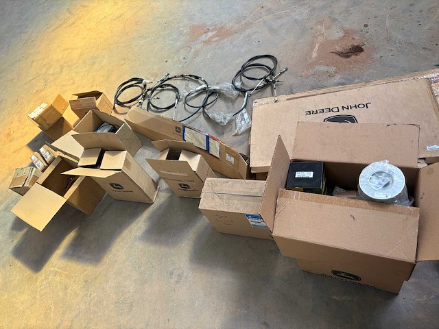 John deere & agco onderdelenpakket (r-serie, 6030/7030, 77/7810, 40/50 series) - afbeelding 39 van  79