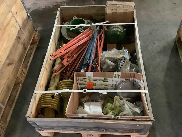 John deere / claas - hakselaar onderdelen ongebruikt - afbeelding 3 van  4