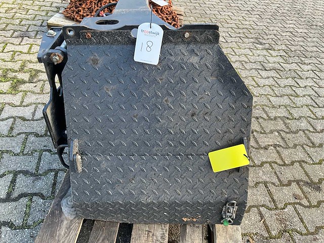 John deere e + g series harvester ureatank - afbeelding 5 van  5