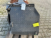 John deere e + g series harvester ureatank - afbeelding 5 van  5