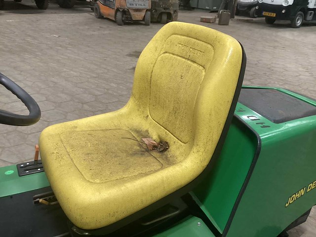 John deere f 725 zitmaaier - afbeelding 8 van  12