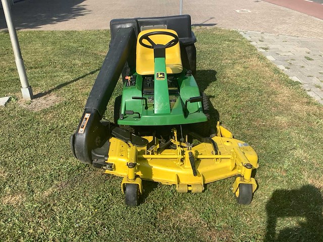 John deere f525 front zitmaaier en een goed maaidek - afbeelding 2 van  9