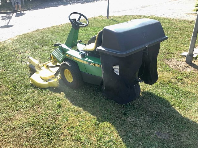 John deere f525 front zitmaaier en een goed maaidek - afbeelding 6 van  9