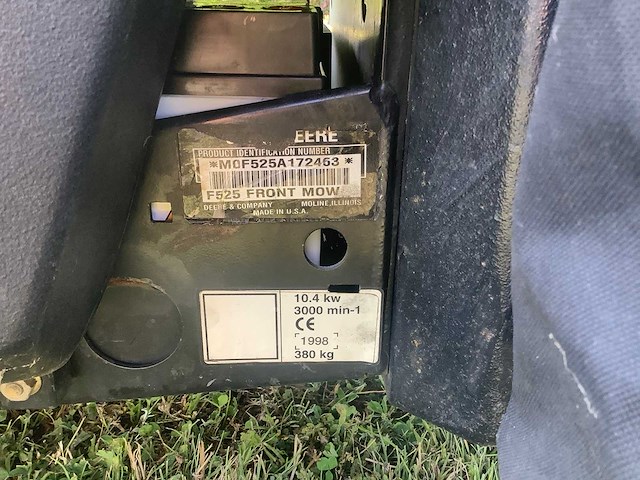 John deere f525 front zitmaaier en een goed maaidek - afbeelding 9 van  9