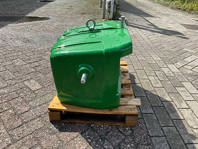 John deere frontgewicht 900kg - afbeelding 7 van  8