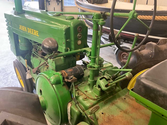 John deere g oldtimer tractor - afbeelding 4 van  17