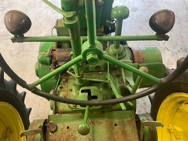 John deere g oldtimer tractor - afbeelding 16 van  17