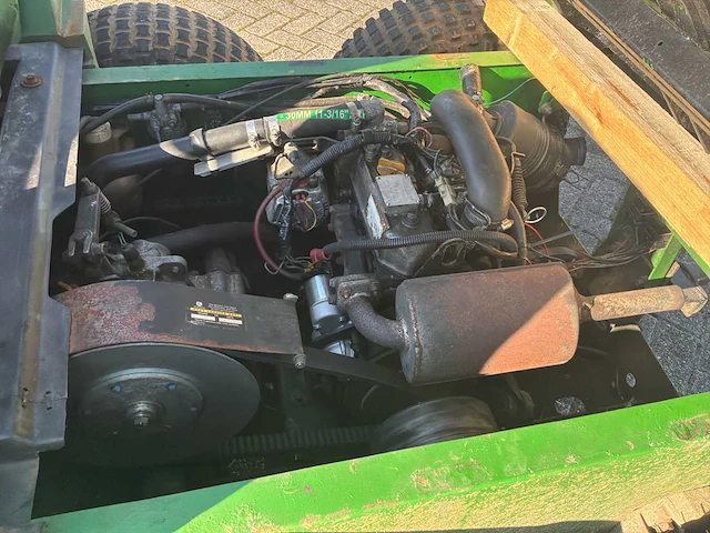 John deere gator 6x4 werkvoertuig - afbeelding 8 van  22