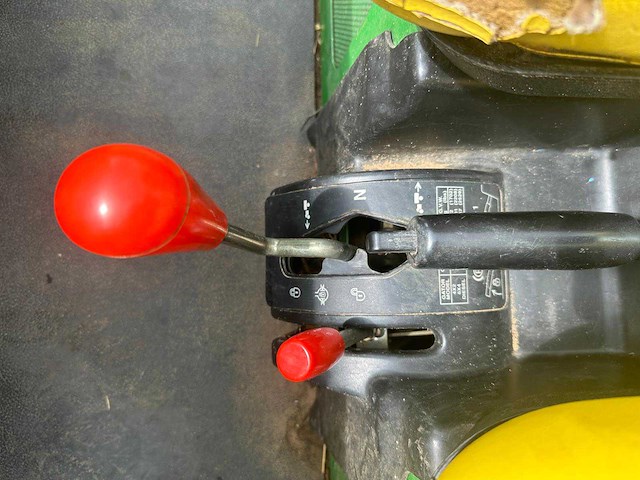 John deere gator diesel utv - afbeelding 7 van  11