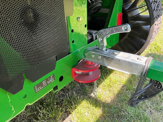 John deere gator terrein voertuig met aanhangwagen - afbeelding 12 van  18
