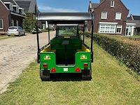 John deere gator terrein voertuig met aanhangwagen - afbeelding 15 van  18