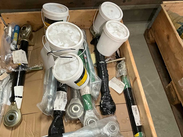 John deere hef- en koppeldelen - afbeelding 4 van  4