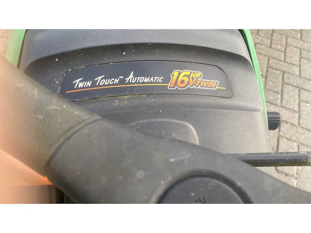 John deere lt 166 zitmaaier - afbeelding 2 van  5