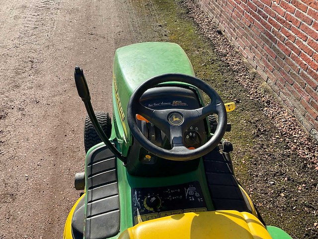John deere lt166 zitmaaier - afbeelding 17 van  20