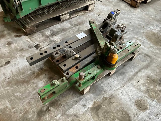 John deere / massey ferguson treklat (8x) - afbeelding 3 van  6