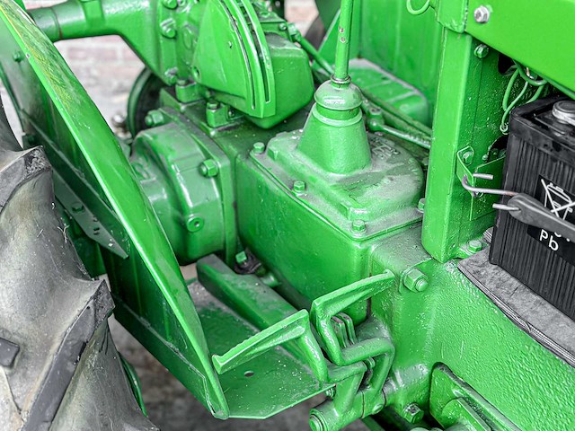 John deere model m 2-cilinder 20pk 1952 trekker olditmer - afbeelding 15 van  40