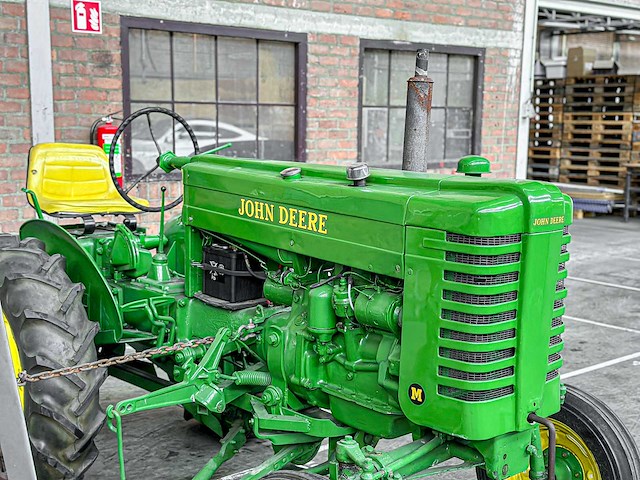 John deere model m 2-cilinder 20pk 1952 trekker olditmer - afbeelding 10 van  40