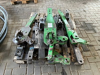John deere / new holland treklat (11x) - afbeelding 1 van  6